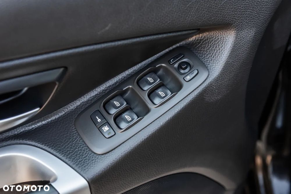 Volvo XC 90 D5 AWD R-Design - 16