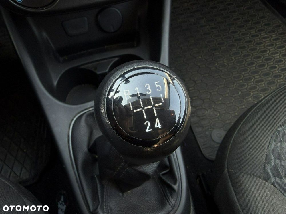 Opel Corsa - 19
