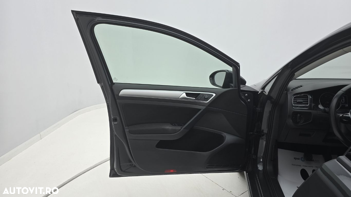 Volkswagen Golf 1.0 TSI Trendline - 11