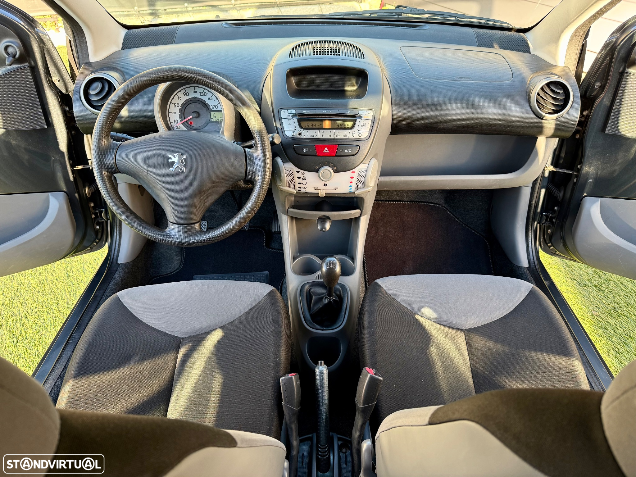 Peugeot 107 1.0 Urban - 9