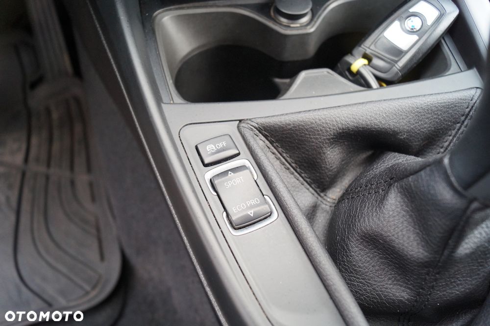 BMW Seria 1 120d BluePerformance Sport Line - 28