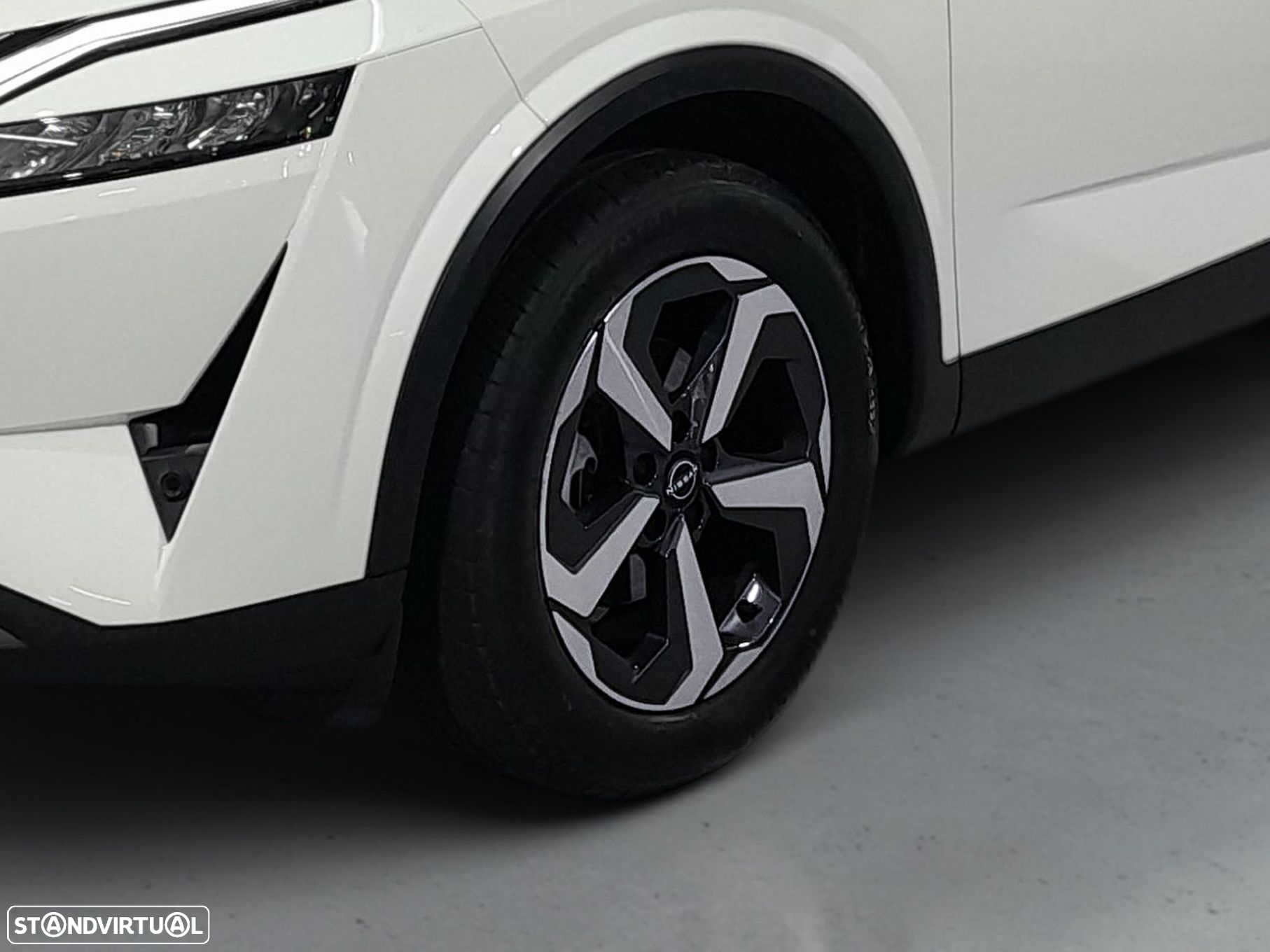 Nissan Qashqai 1.3 DIG-T N-Connecta LED+SKY - 4
