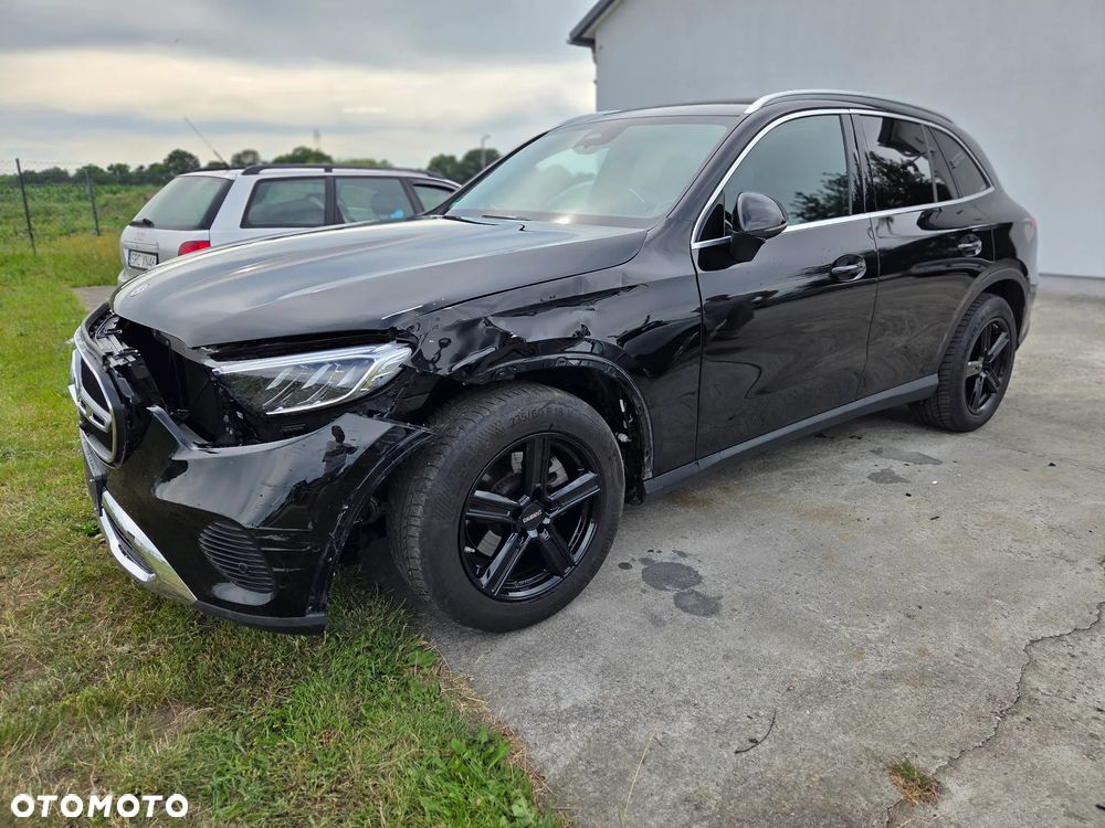 Mercedes-Benz GLC 220 d 4Matic 9G-TRONIC Edition Avantgarde - 7