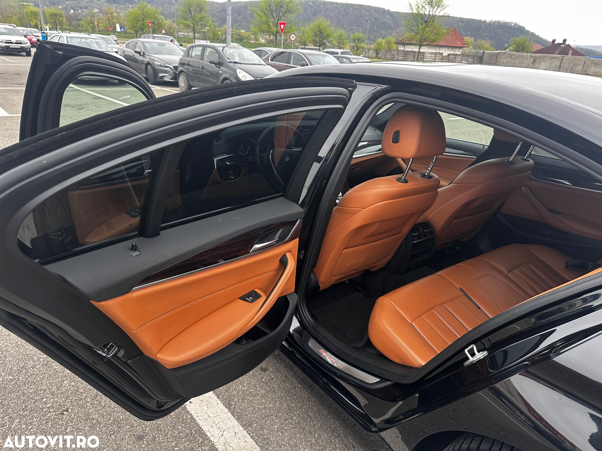 BMW Seria 5 520d AT - 13