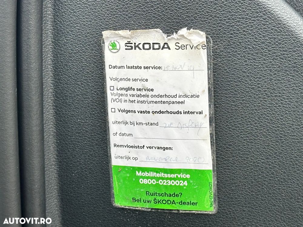 Skoda Octavia 1.6 TDI (Green tec) DSG Style - 23