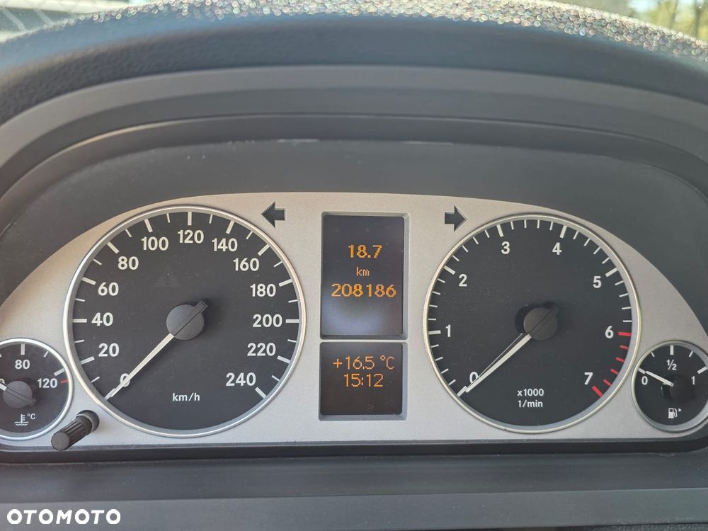 Mercedes-Benz Klasa B 170 Autotronic Grand Edition - 14