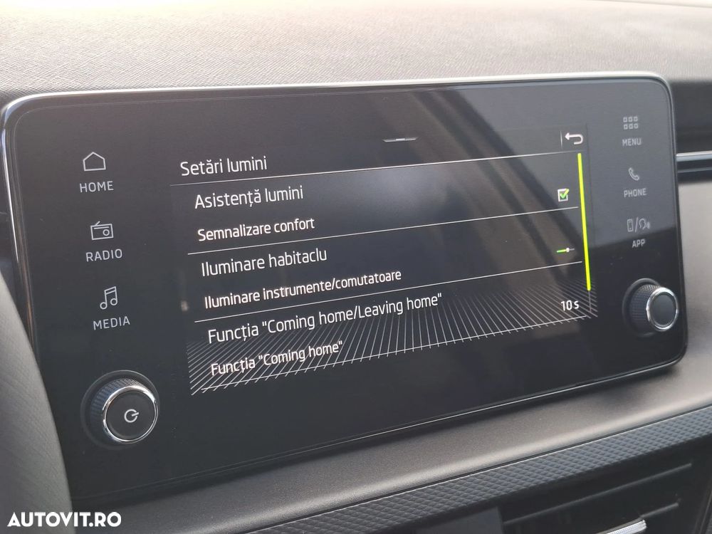 Skoda Kamiq 1.0 TSI Essence - 19