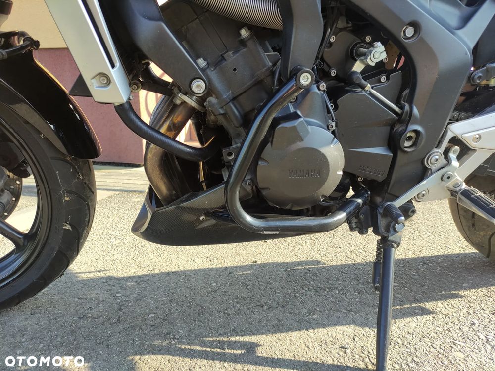 Yamaha FZ6 - 7