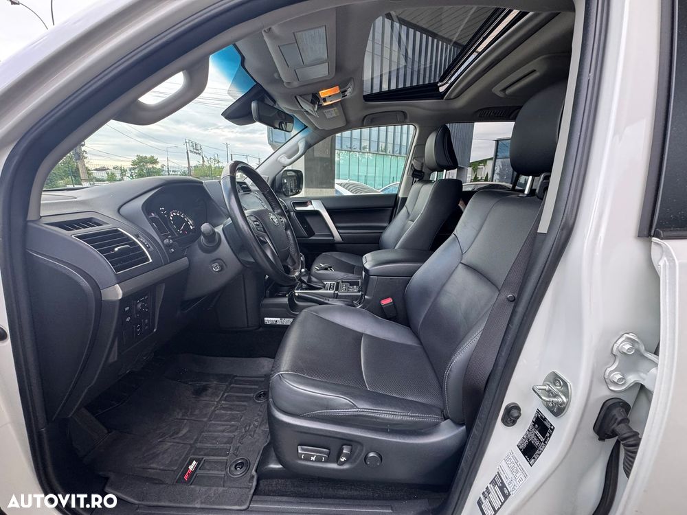 Toyota Land Cruiser 2.8l D-4D 204 CP A/T 7 locuri Luxury AVS Black - 24