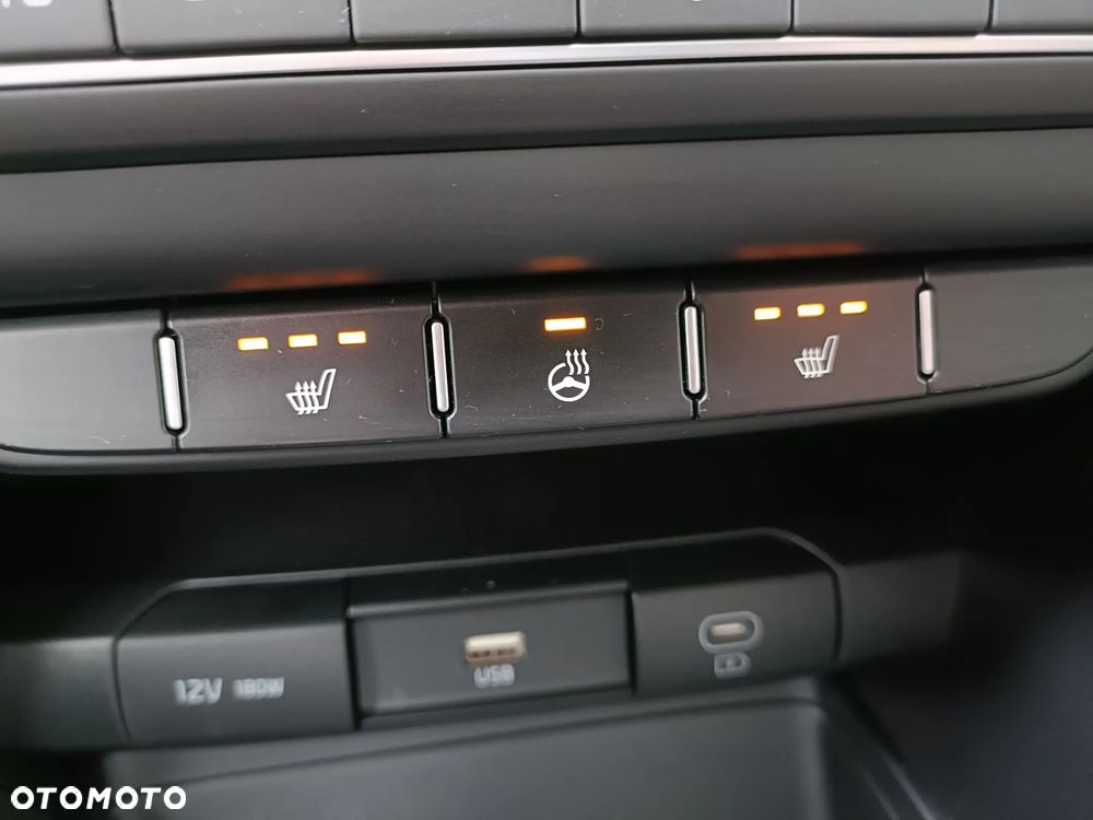 Kia XCeed 1.6 T-GDI M DCT - 18