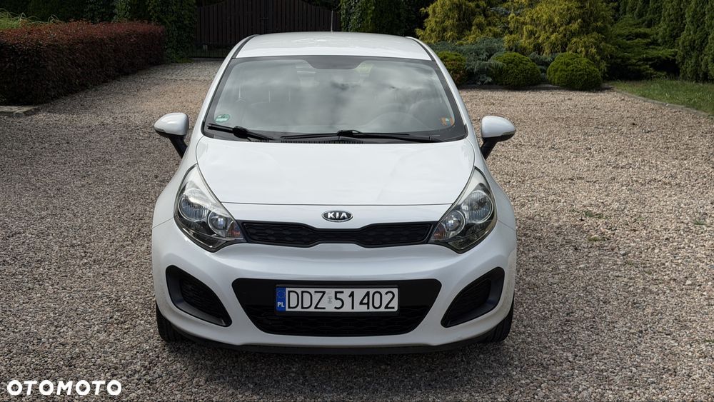Kia Rio - 2