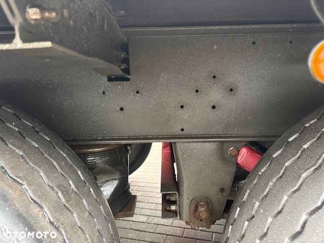 Schmitz Cargobull SKO24 IZOTERMA Naczepa Ciężarowa, OSIE SAF, PODNOSZONA OŚ, RAMA W OCYNKU, ŚCIANA 5,5CM - 13