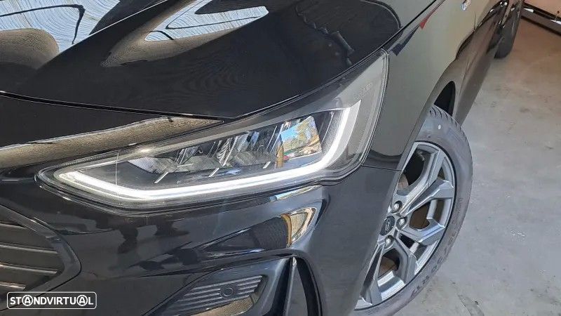 Ford Focus 1.0 EcoBoost MHEV ST-Line - 6