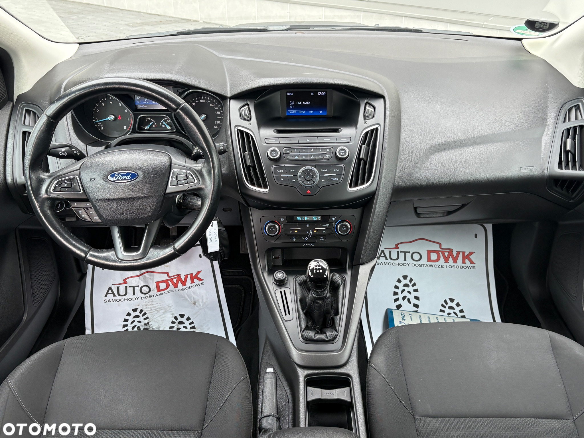 Ford Focus 1.6 FF Ambiente - 21