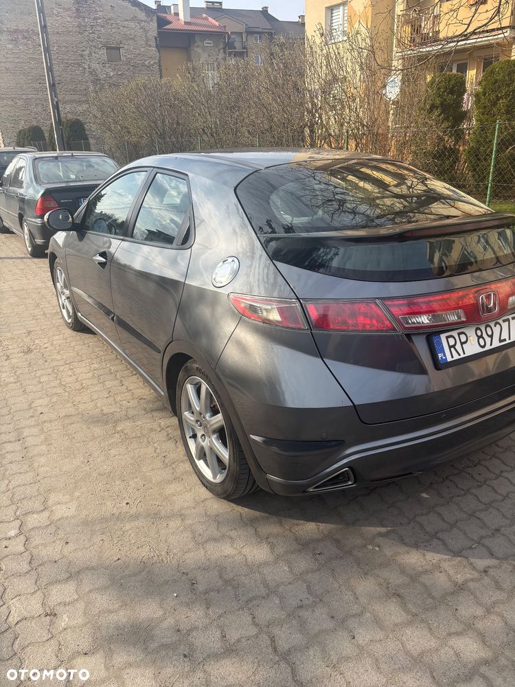 Honda Civic 1.8 Comfort - 4