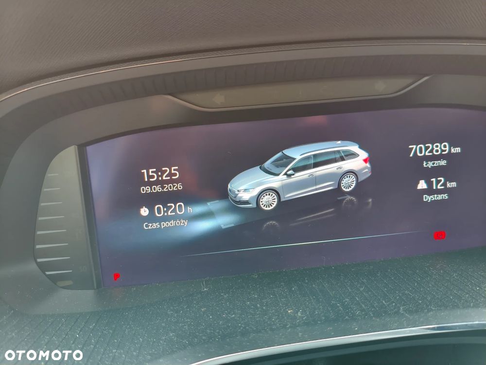 Skoda Octavia 2.0 TDI DSG Style - 25
