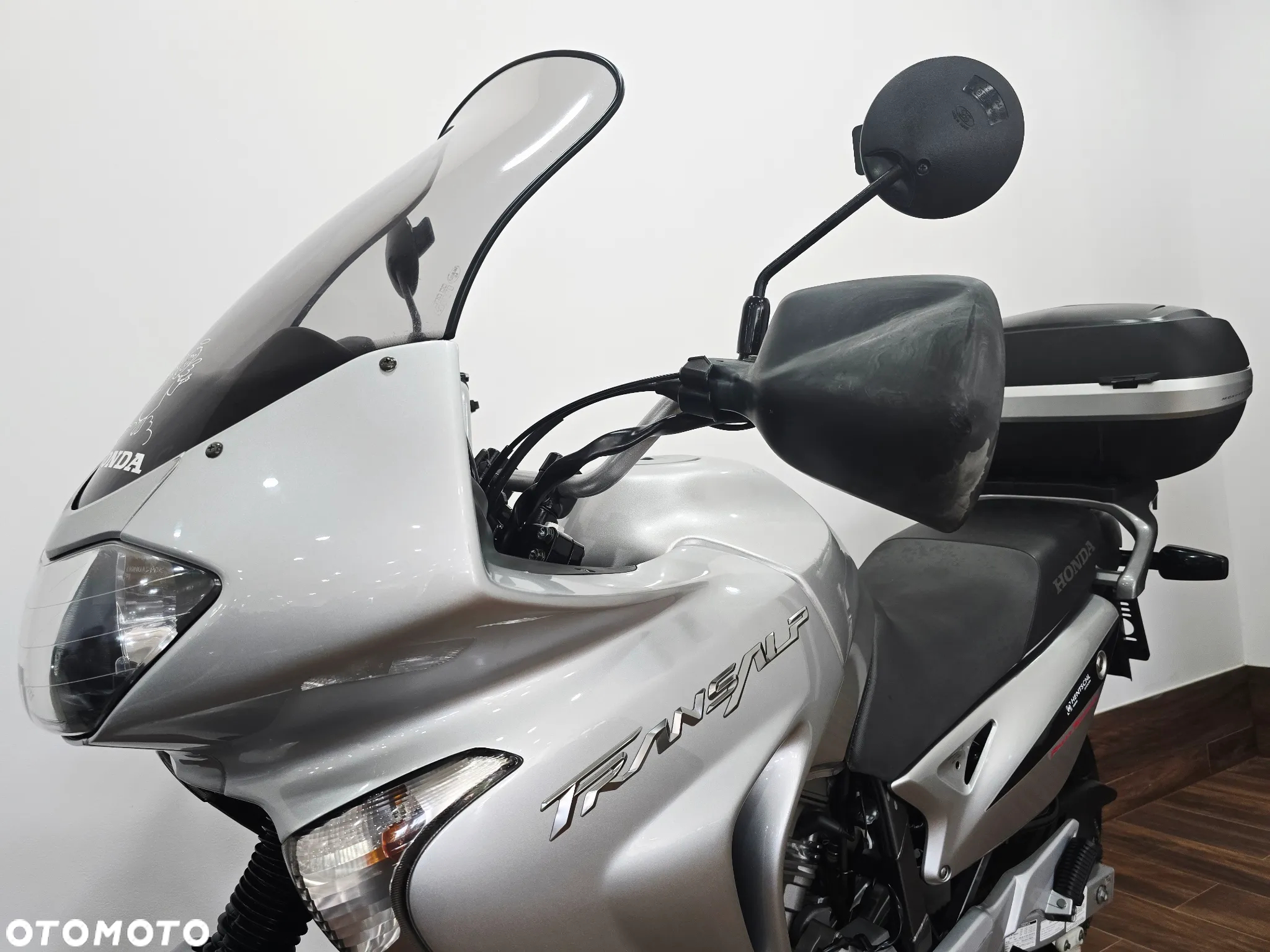 Honda Transalp - 19