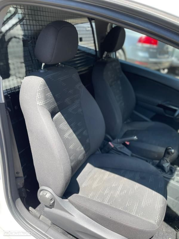 Para Peças Opel Corsa D Van (S07) - 8