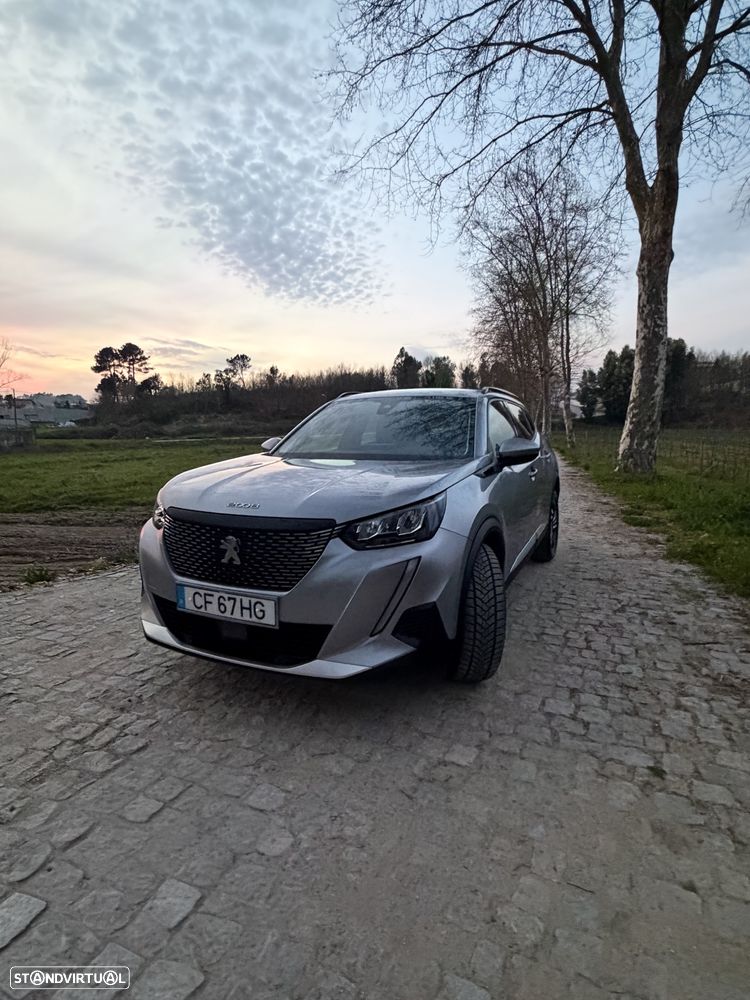 Peugeot 2008 PureTech 130 Allure - 1