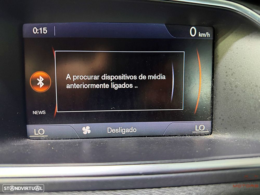 Volvo V40 1.6 D2 Momentum Powershift Eco - 28