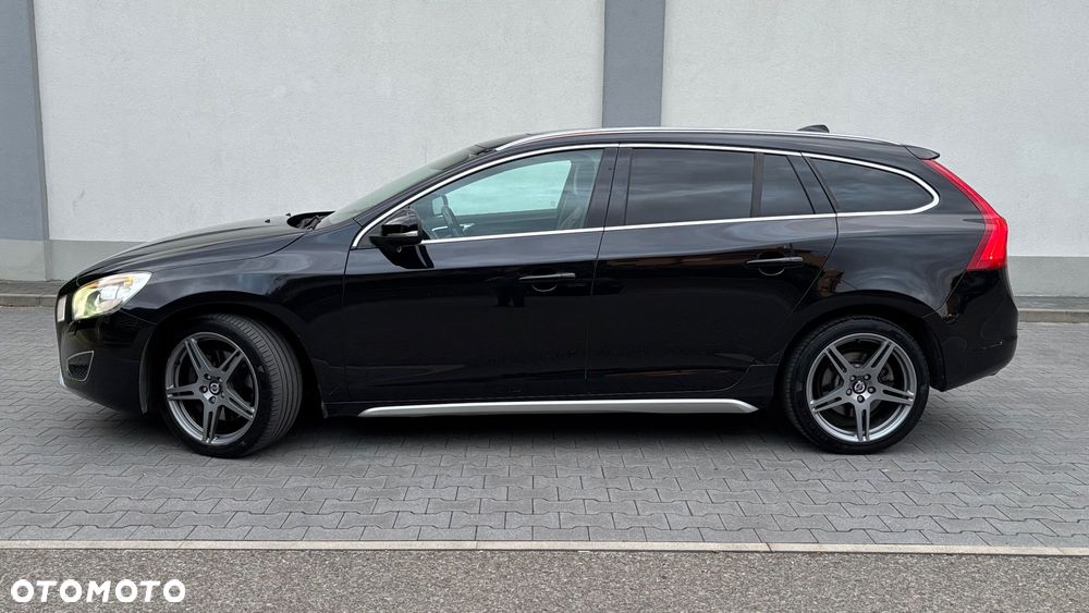 Volvo V60 T5 Summum - 4