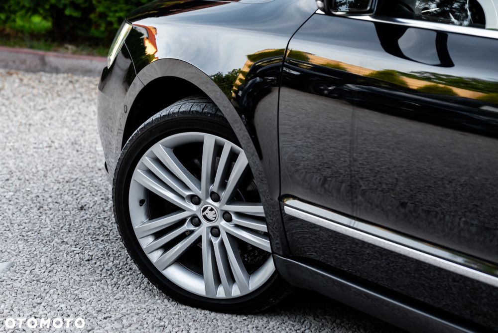 Skoda Superb 2.0 TDI Green tec 4x4 DSG Elegance - 15