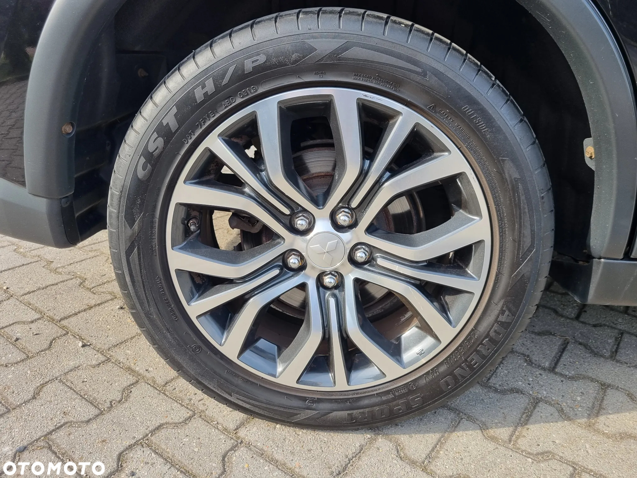 Mitsubishi Outlander 2.2 DID Intense + 4WD - 20