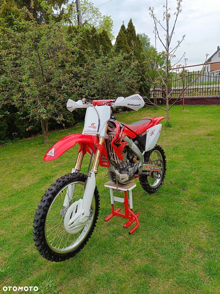 Honda CRF - 1