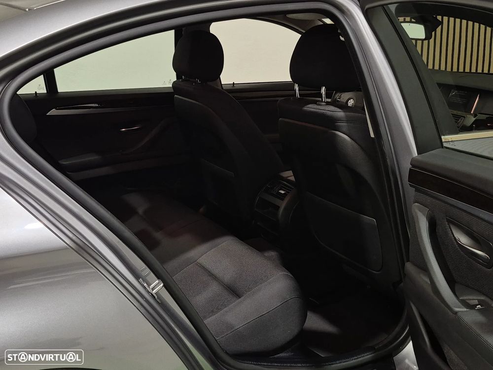 BMW 520 d xDrive Auto - 30