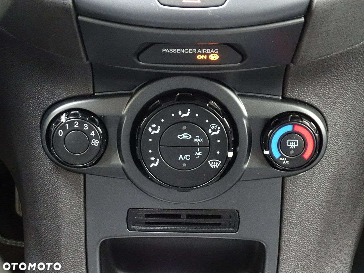 Ford Fiesta 1.0 EcoBoost Titanium ASS - 21
