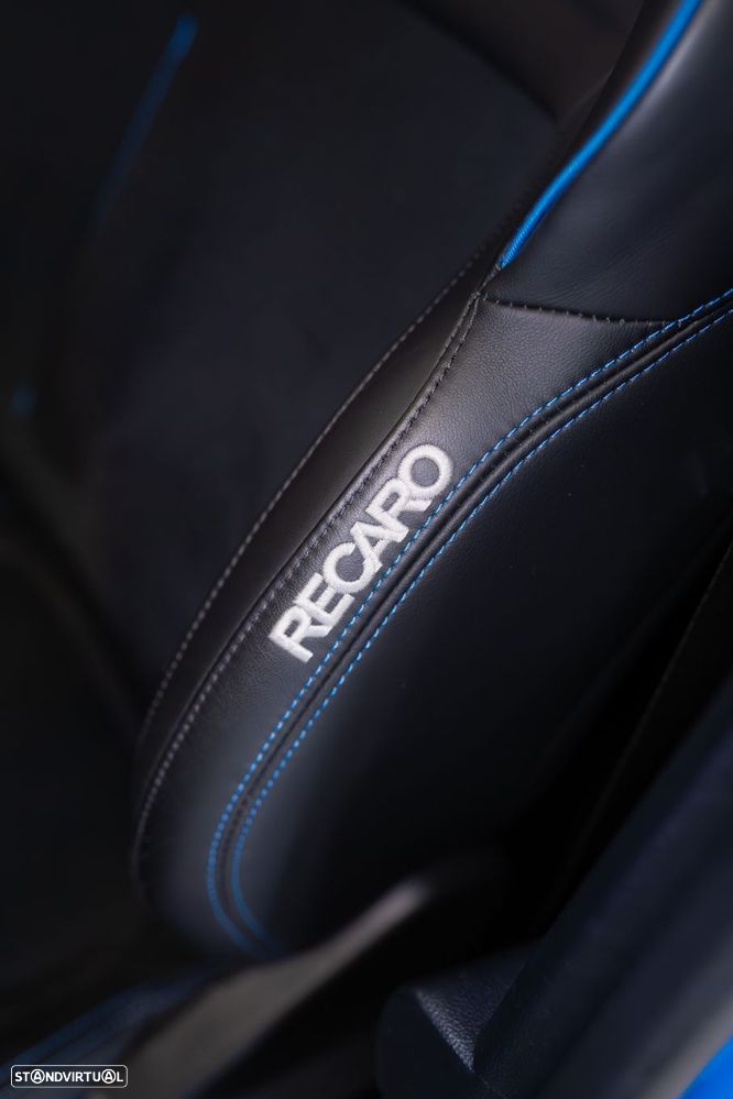 Ford Focus 2.3 EcoBoost S&S ST - 25