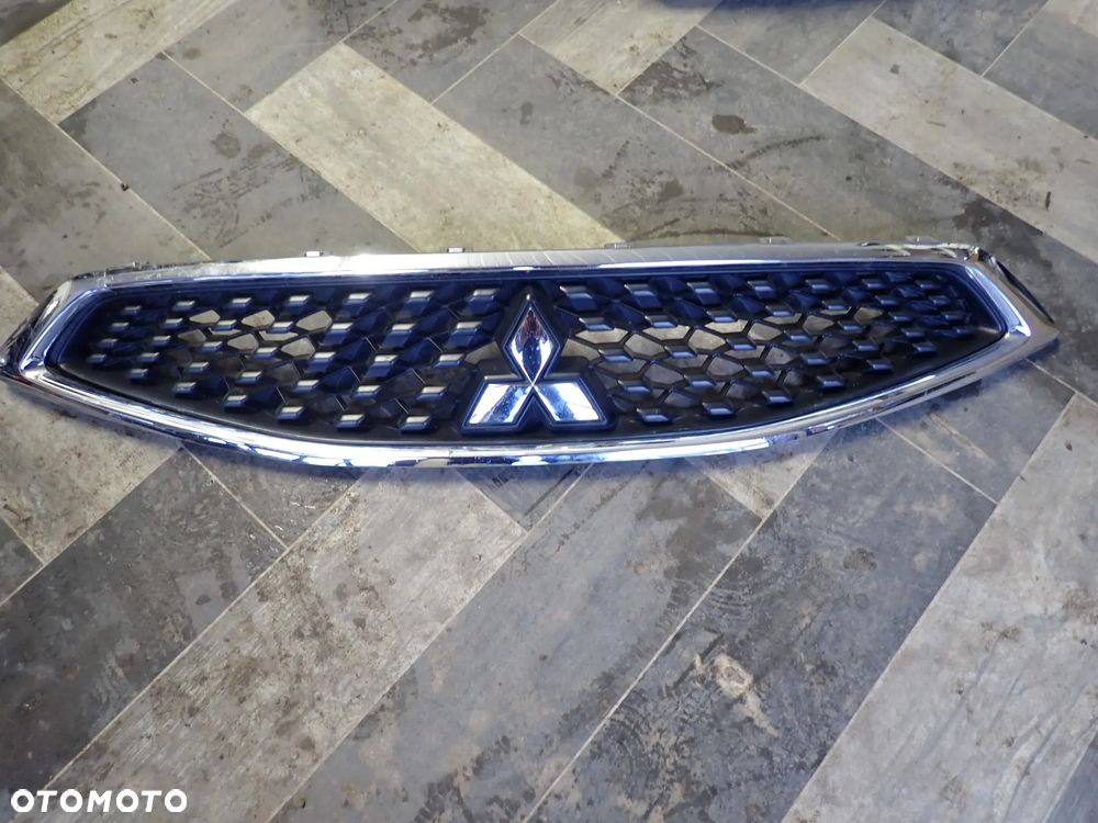 MITSUBISHI SPACESTAR II 2015-2019 GRILL 6402A380 - 1
