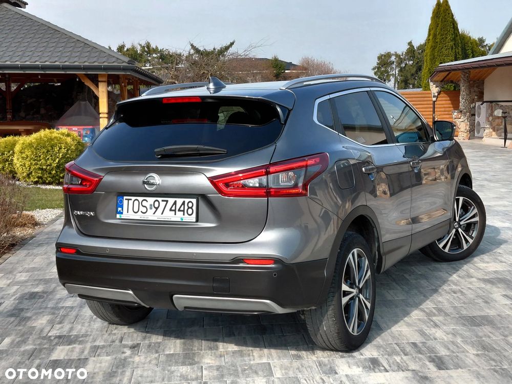 Nissan Qashqai 1.3 DIG-T SHIRO - 13