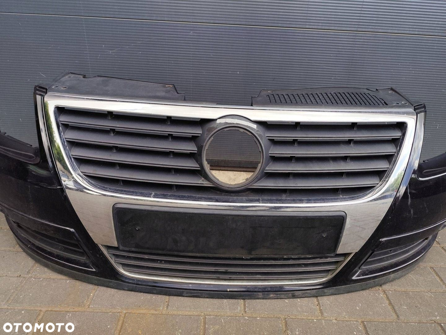 VW PASSAT B6 05-10 - ZDERZAK PRZÓD LC92 - 3