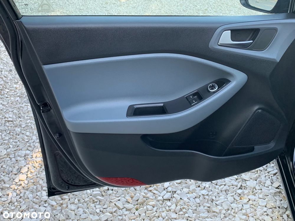 Hyundai i20 1.2 Fifa World Cup Edition - 19