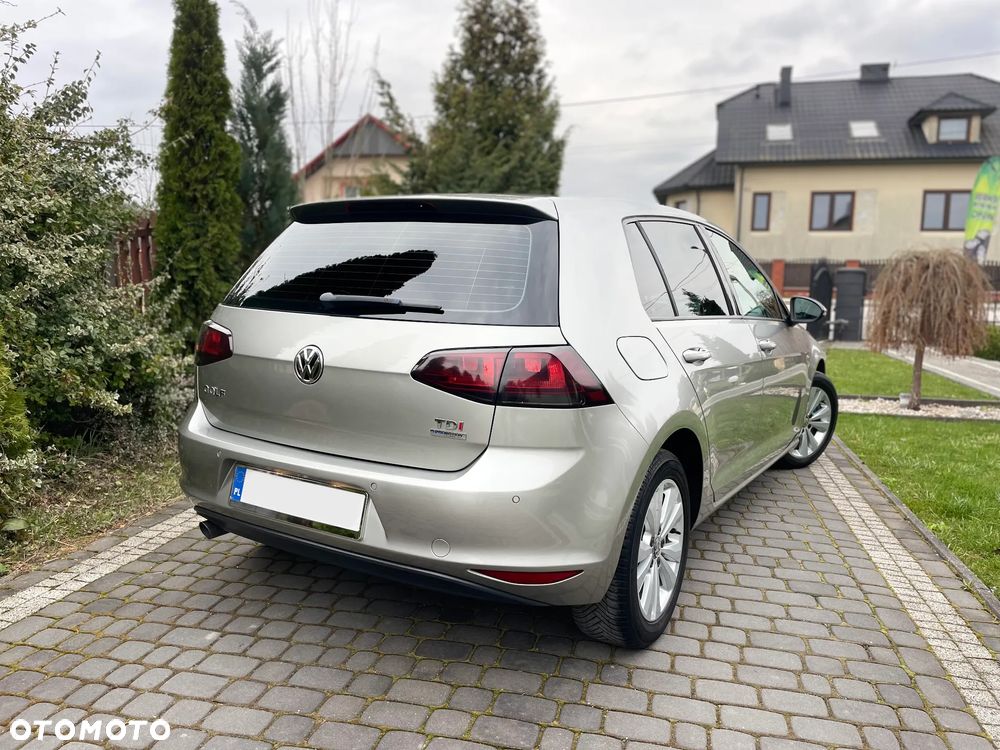 Volkswagen Golf 1.6 TDI BlueMotion Trendline - 4