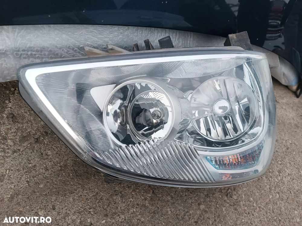 FAR DREAPTA NISSAN QASHQAI - 1