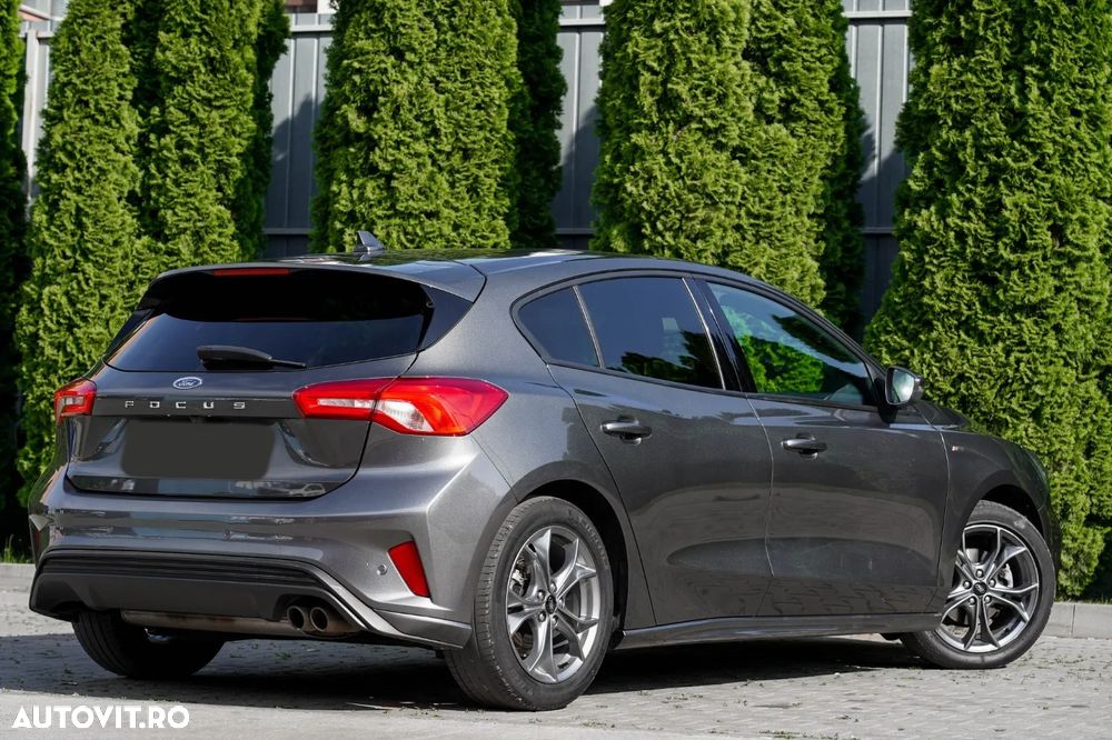Ford Focus - 2