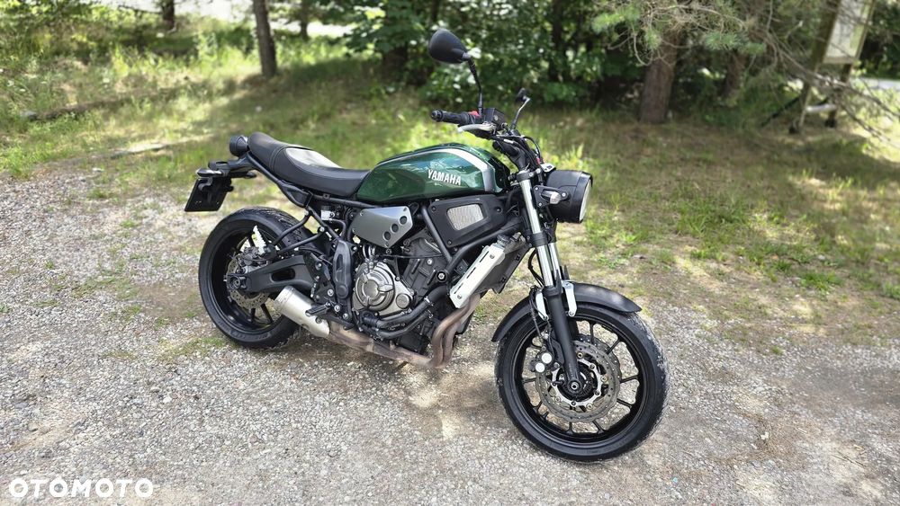 Yamaha XJR - 3