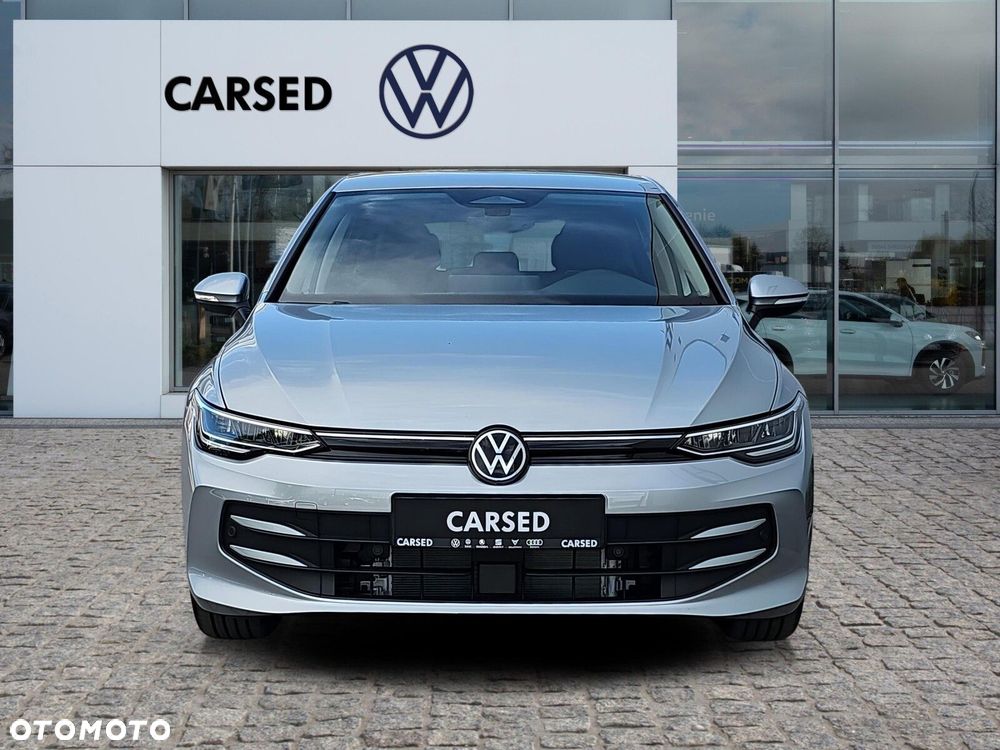 Volkswagen Golf - 11