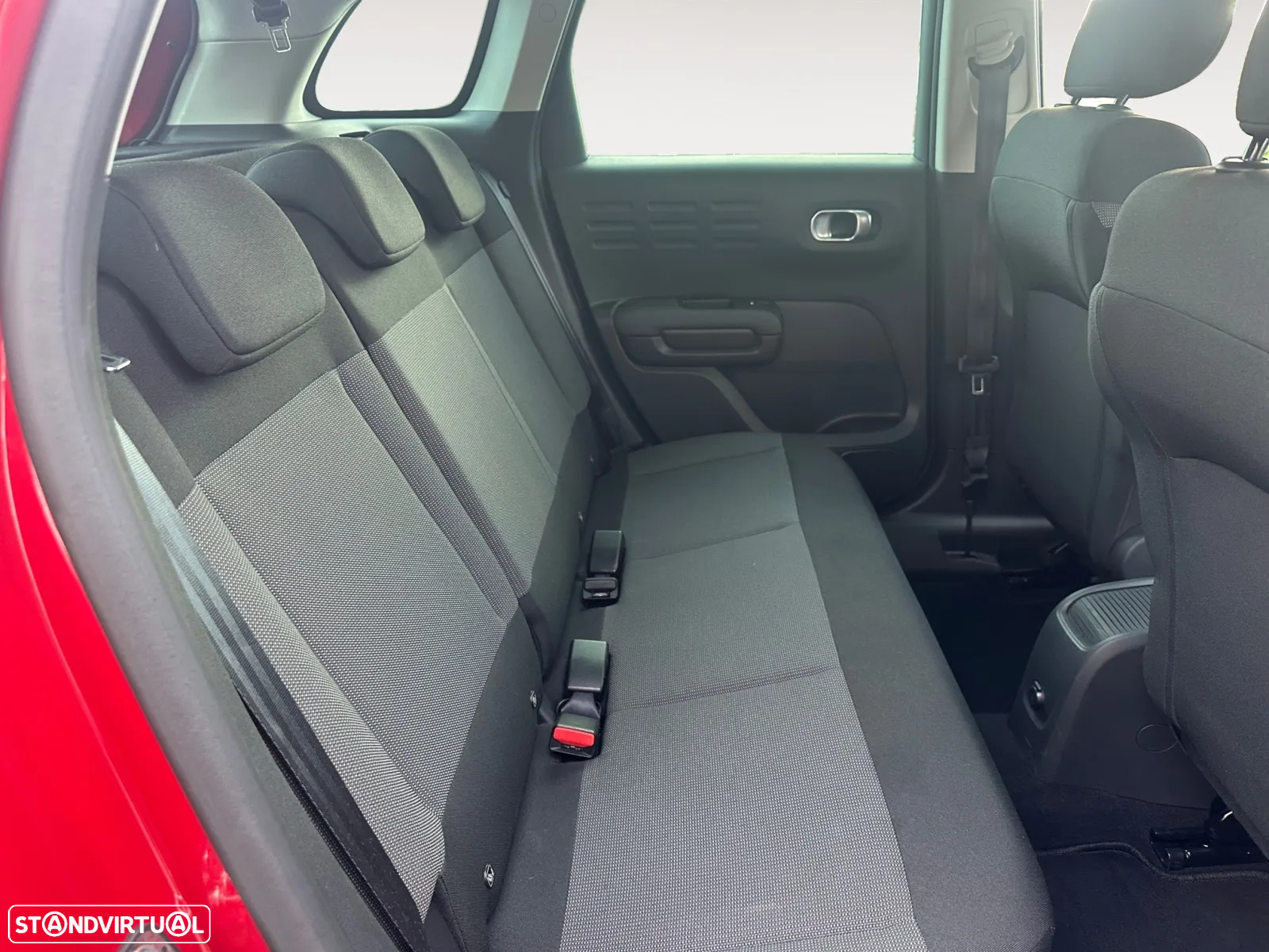 Citroën C3 Aircross 1.2 PureTech Shine - 15
