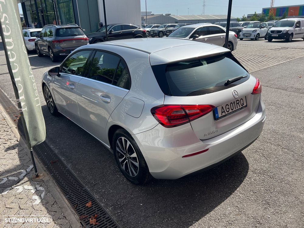Mercedes-Benz A 180 - 4