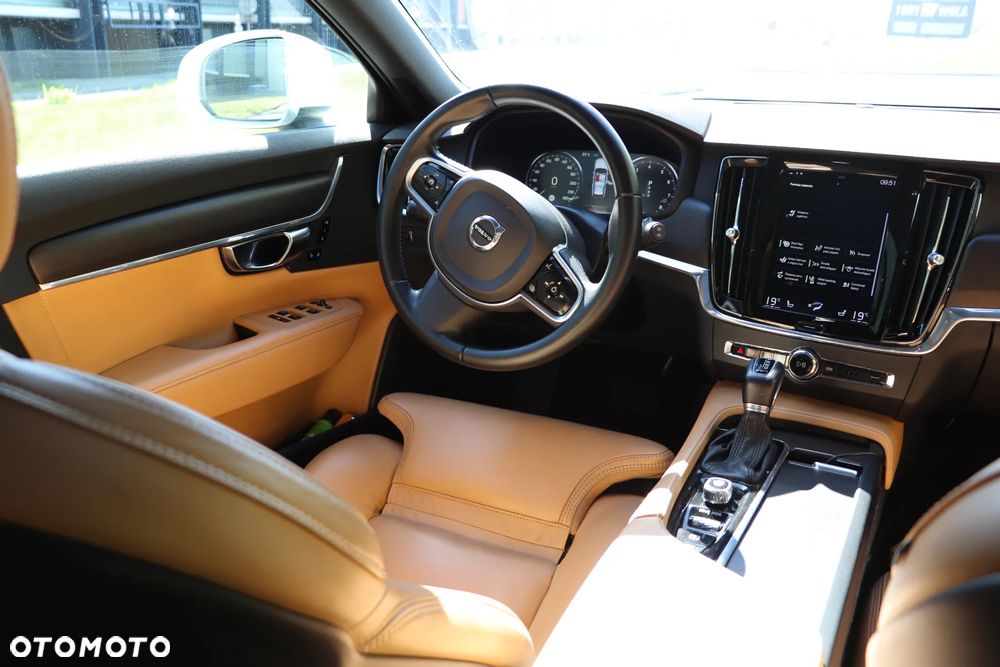 Volvo V90 Cross Country T5 Geartronic Momentum Pro - 22