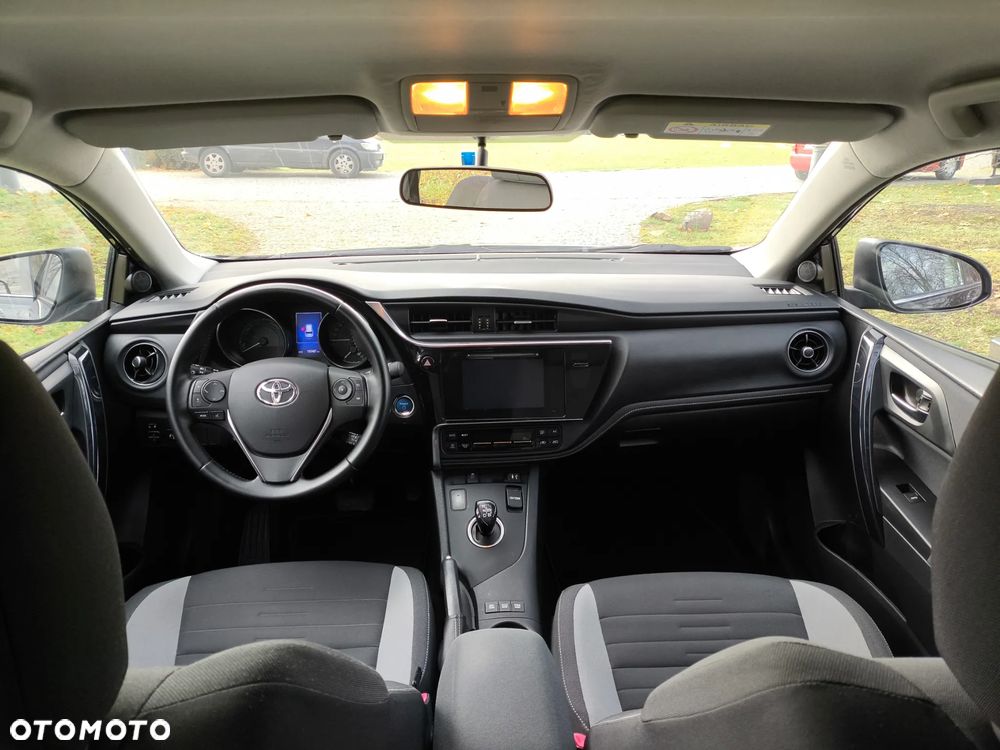 Toyota Auris - 23