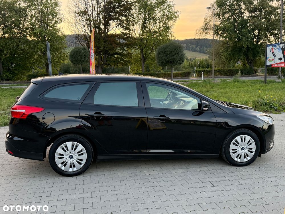 Ford Focus - 34