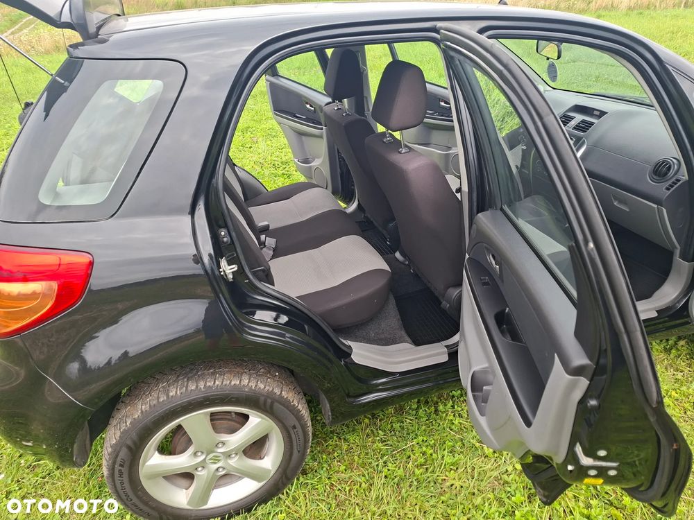Suzuki SX4 - 18