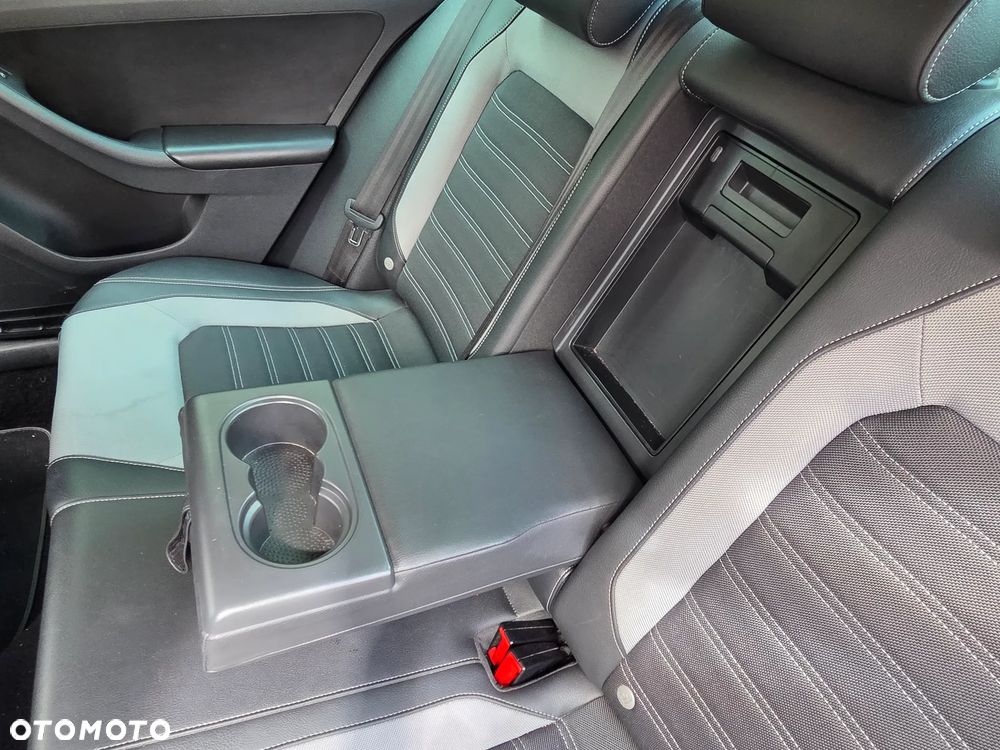 Volkswagen Jetta 1.4 TSI DSG BlueMotion Technology - 32