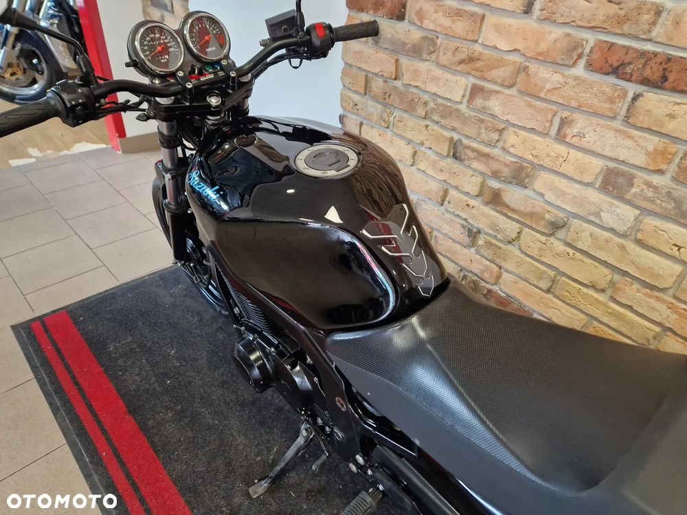 Suzuki GS - 21