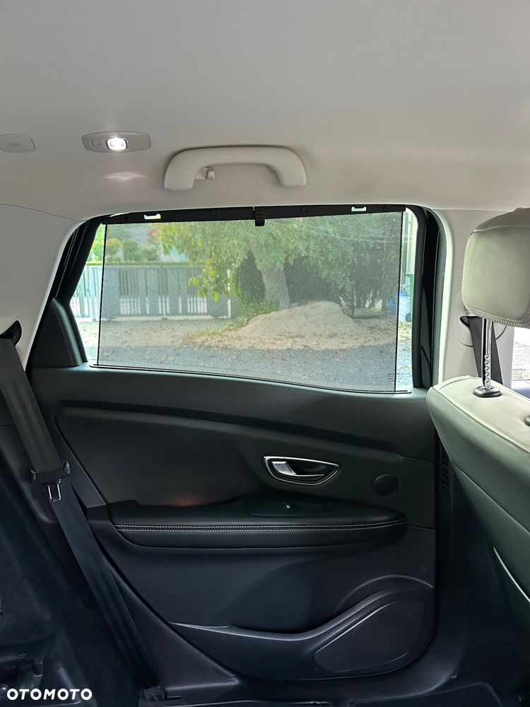 Renault Scenic - 31
