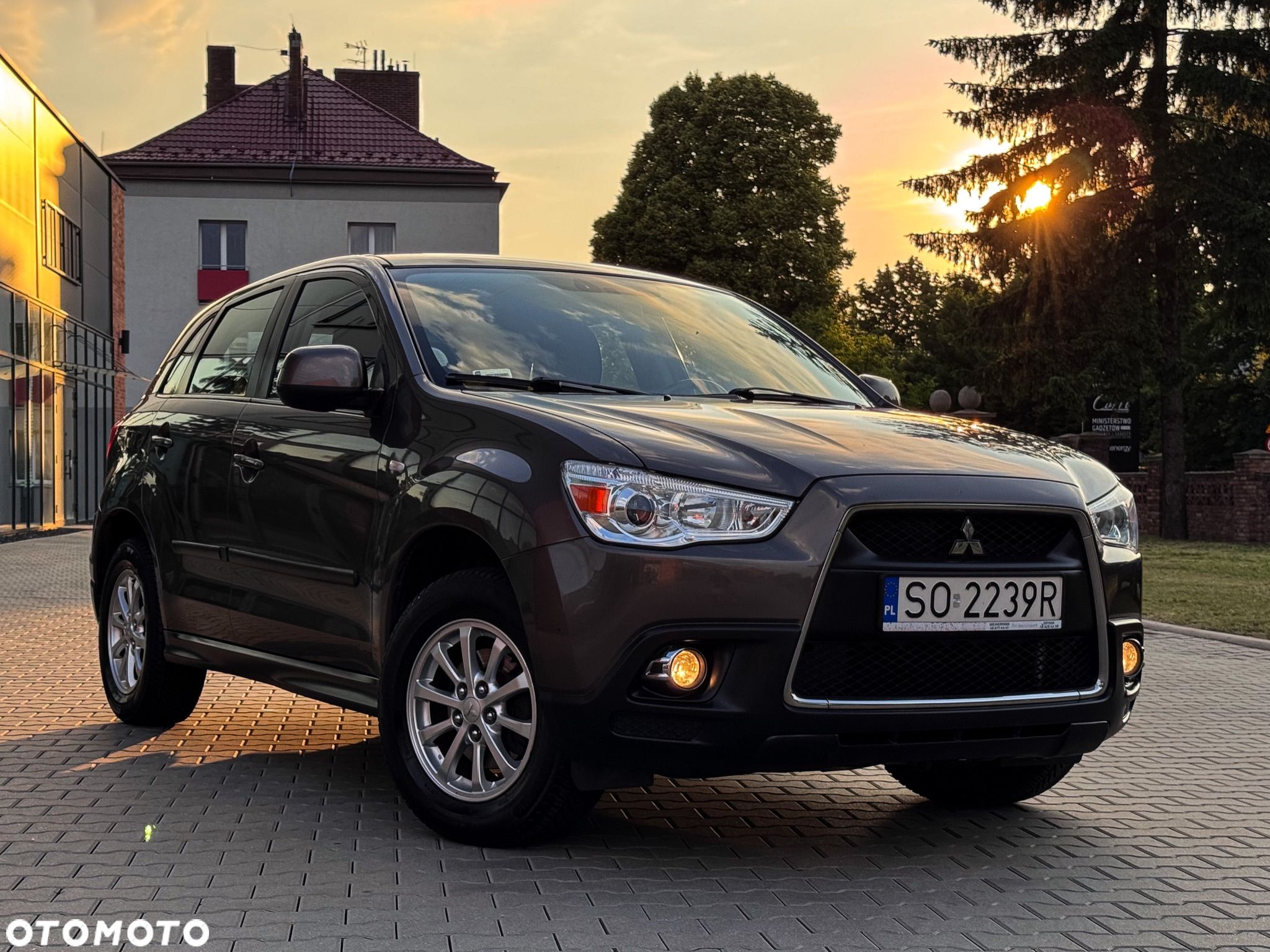 Mitsubishi ASX - 1